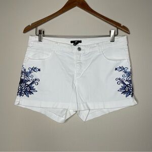 H&M White Jean Shorts with Blue Embroidery
